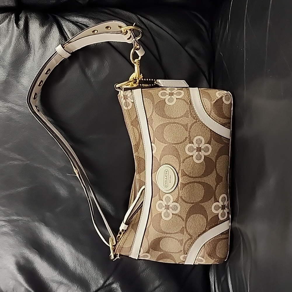 Coach Peyton Signature Clover Canvas Leather tote/crossbody/shoulder bag